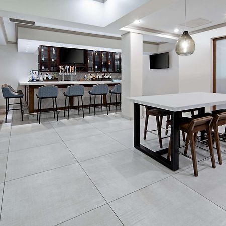 Hilton Garden Inn Albuquerque Airport Экстерьер фото