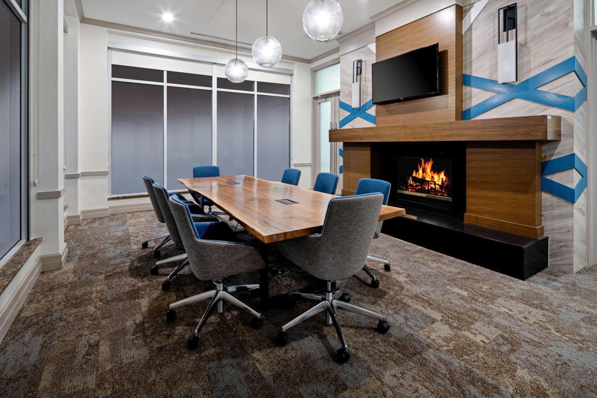 Hilton Garden Inn Albuquerque Airport Экстерьер фото
