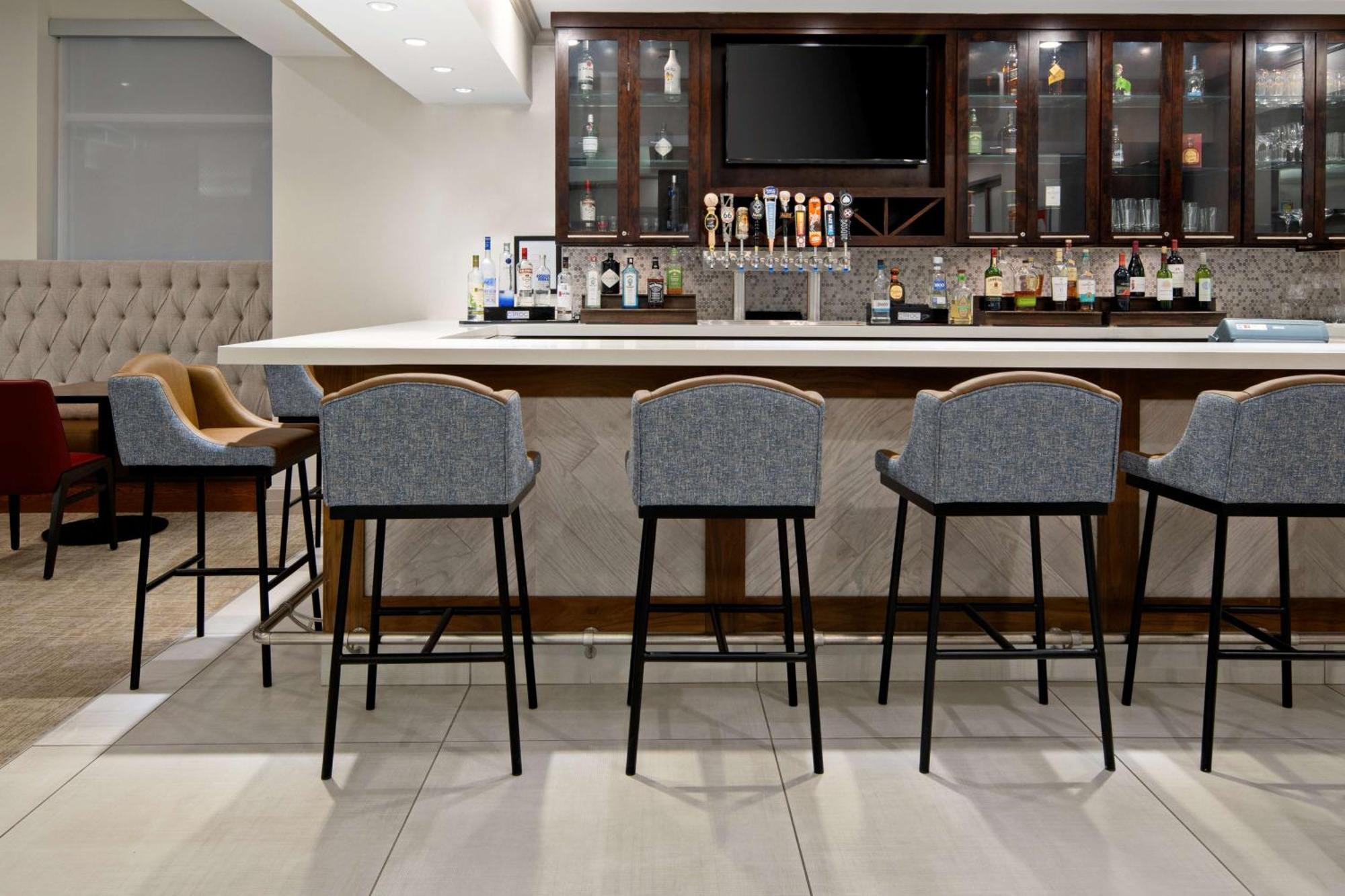 Hilton Garden Inn Albuquerque Airport Экстерьер фото